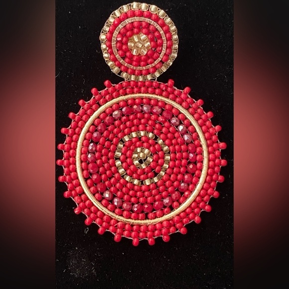 Gorgeous Seed Bead Earrings - Picture 3 of 3